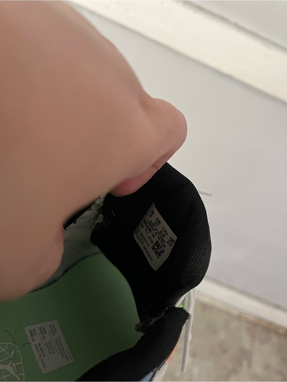 Puma White Black Coral Green Colorblock Sneakers - Picture 4 of 4